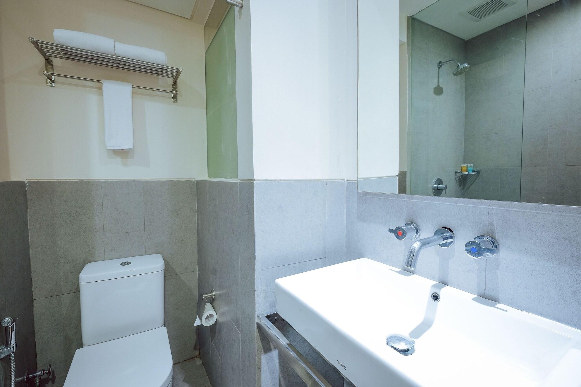 קוטה לומבוק J Hotel Kuta מראה חיצוני תמונה